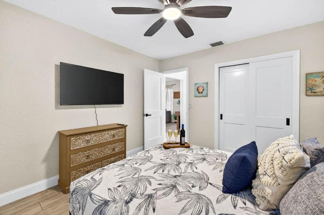 Photo of Bedroom in Bay Esplanade