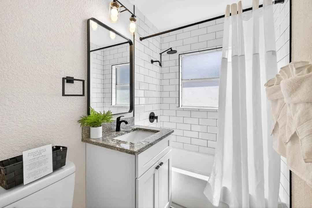 Photo of Bathroom in Bay Esplanade