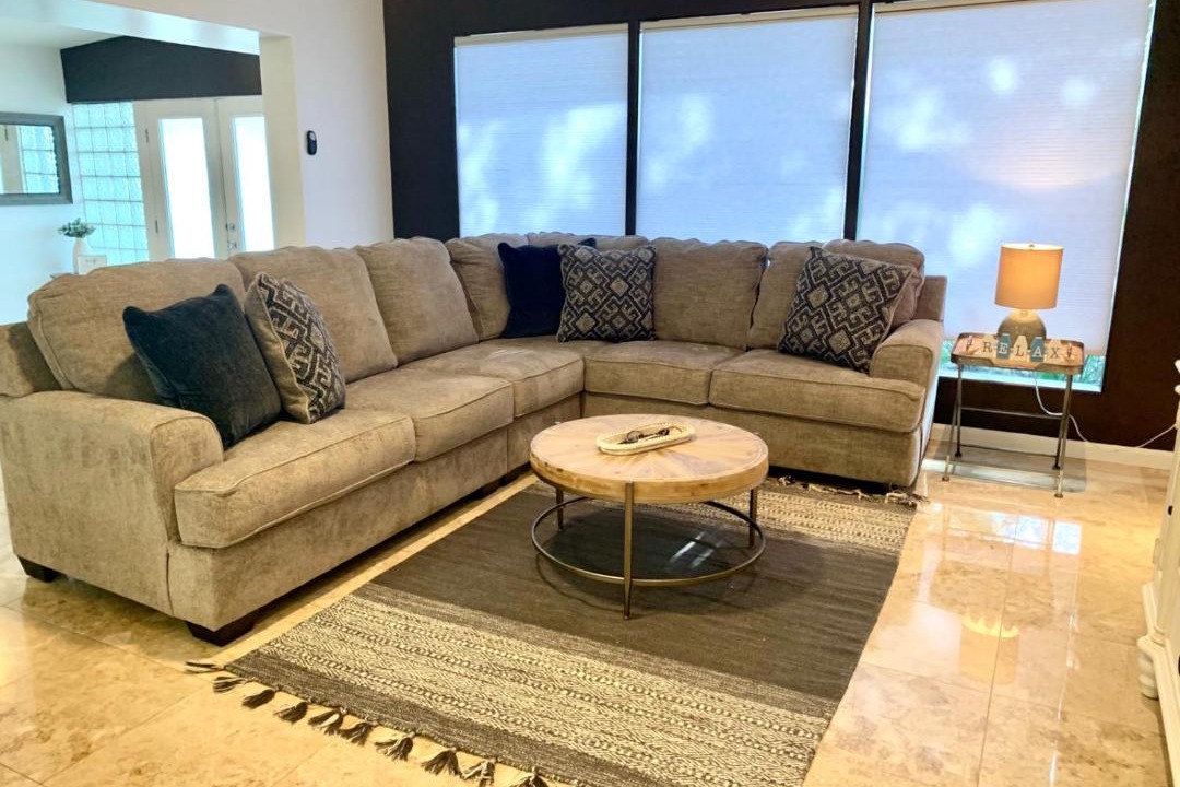 Photo of Livingroom in Bay Acres