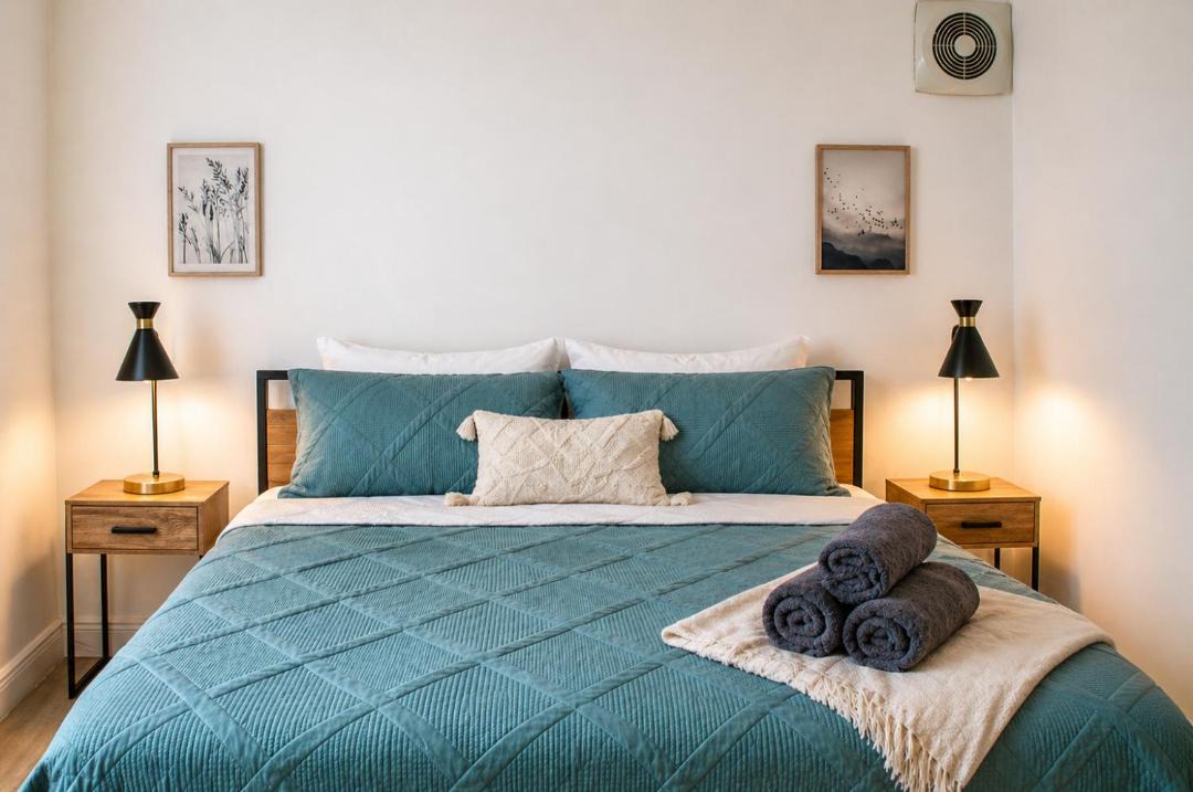 Photo of Bedroom in Hollywood South Central Beach