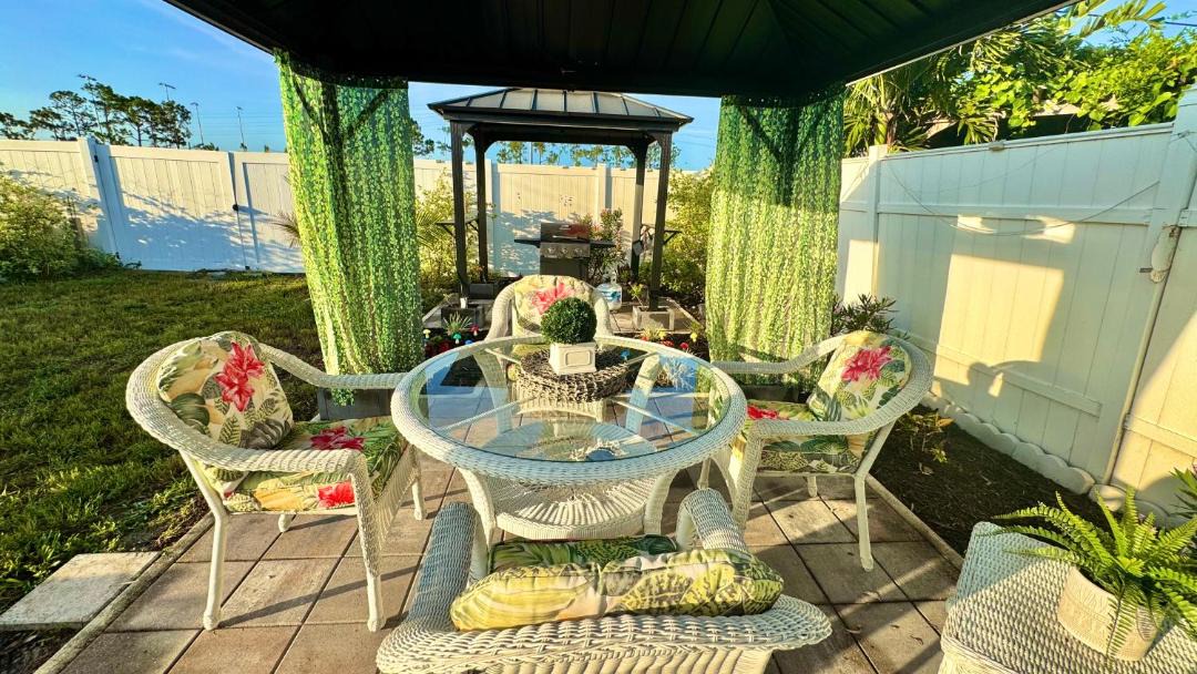 Photo of Patio Balcony in Pinellas Park