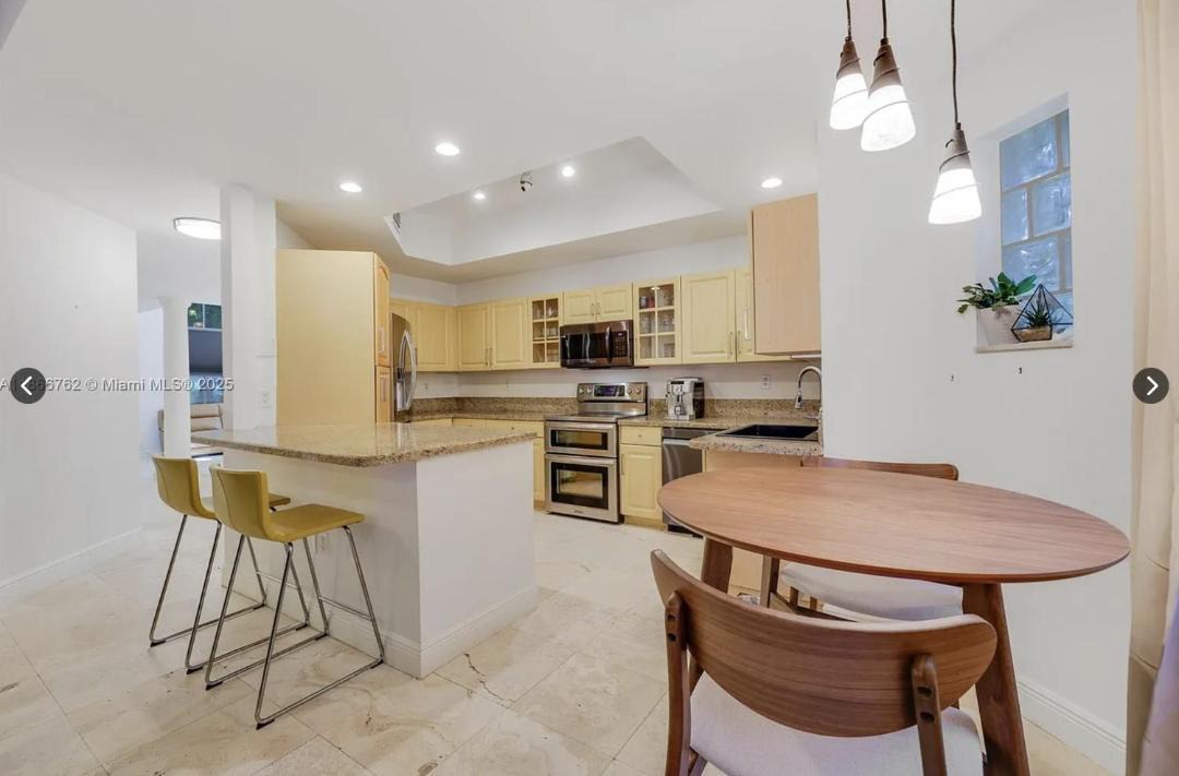 Photo of Kitchen in Coral Gables Section