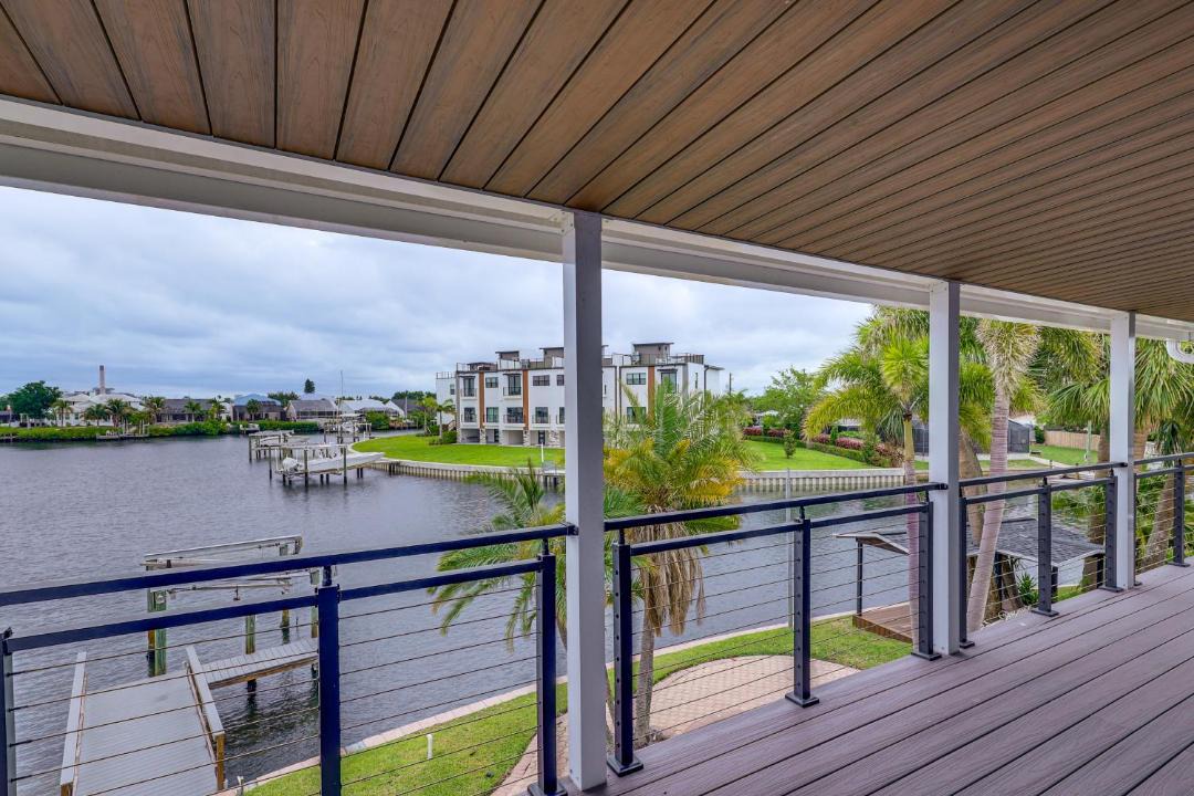 Photo of Patio Balcony in Apollo Beach
