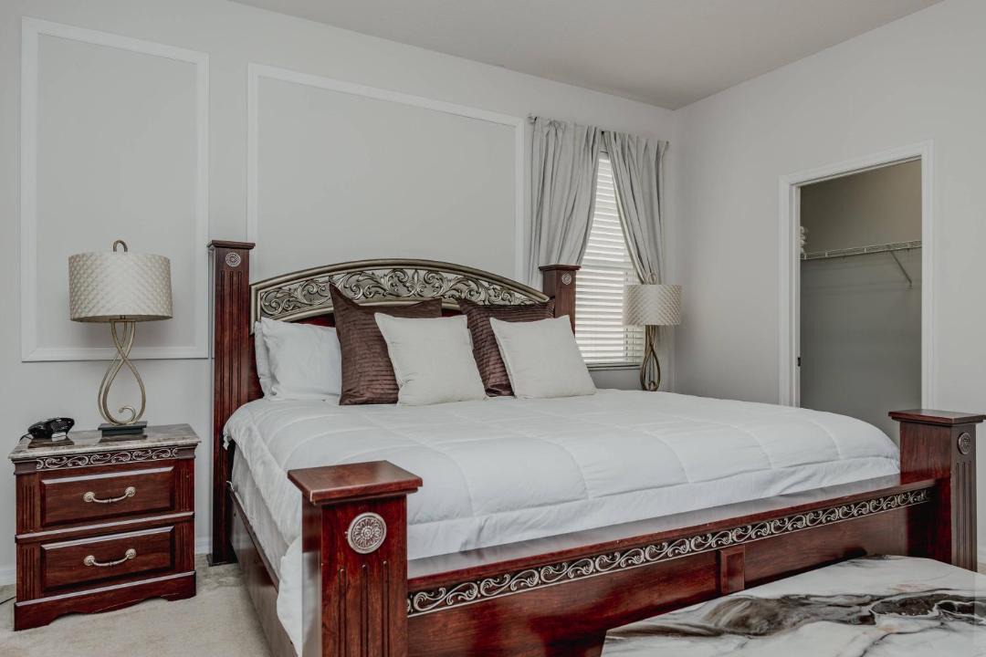 Photo of Bedroom in Veranda Palms