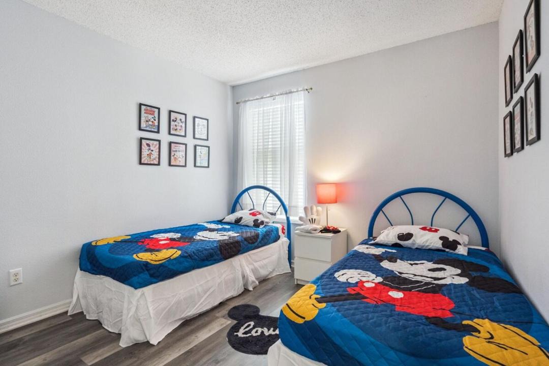 Photo of Bedroom in Lake Davenport Estates