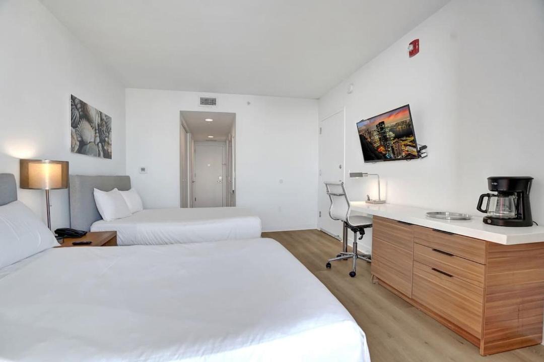 Photo of Bedroom in Hallandale Beach