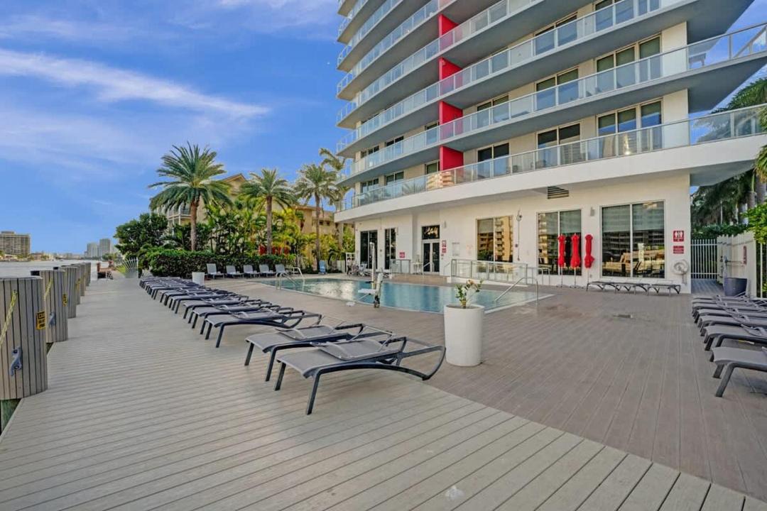 Photo of Patio Balcony in Hallandale Beach