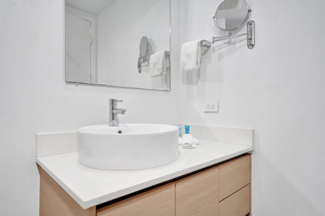 Photo of Bathroom in Hallandale Beach