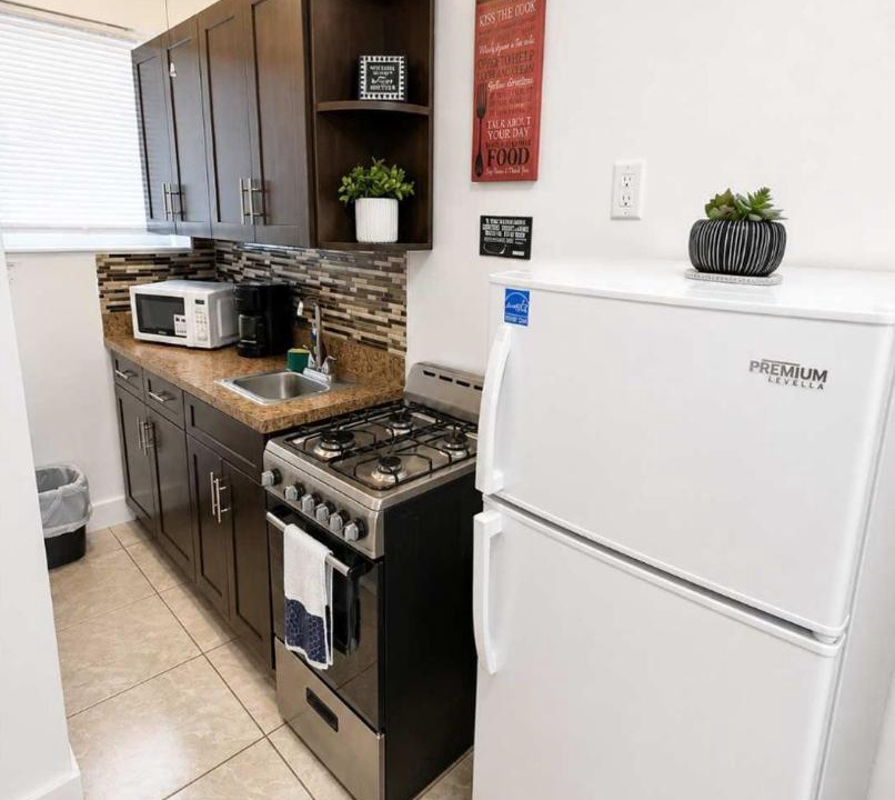 Photo of Kitchen in Hollywood South Central Beach