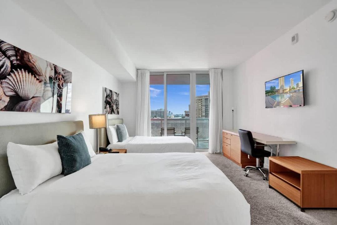 Photo of Bedroom in Hallandale Beach