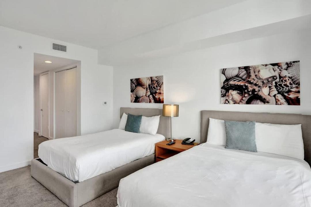 Photo of Bedroom in Hallandale Beach