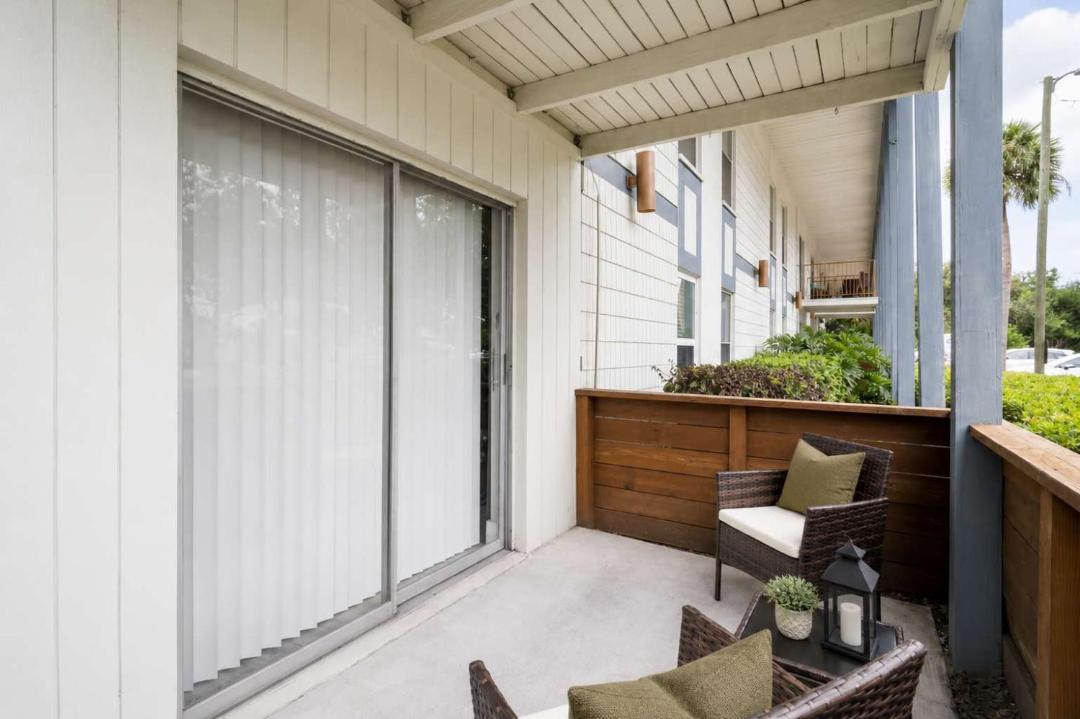 Photo of Patio Balcony in Beach Park