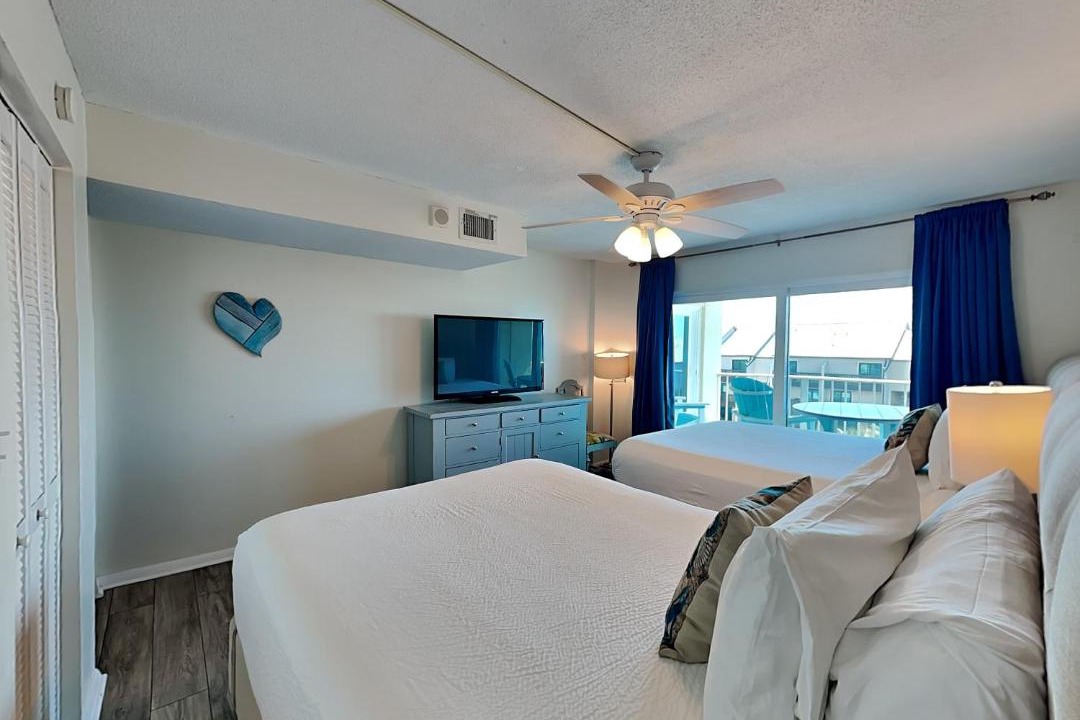 Photo of Bedroom in Biltmore Beach
