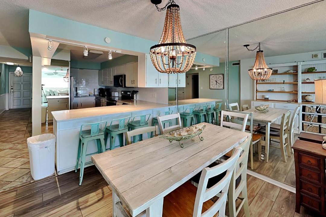 Photo of Kitchen in Biltmore Beach