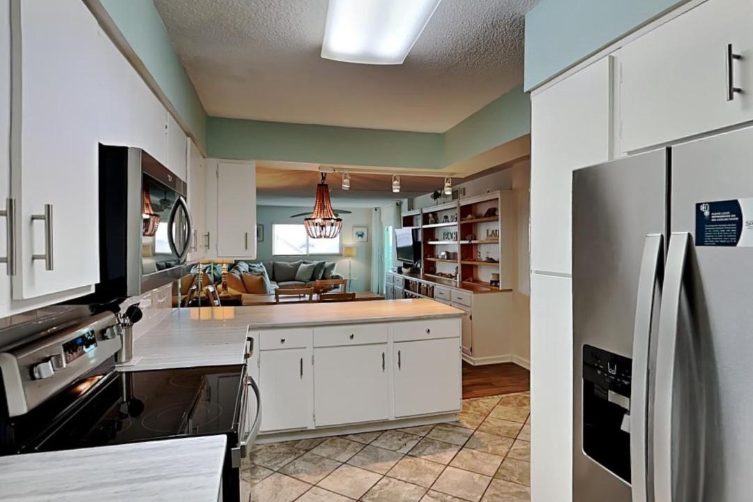 Photo of Kitchen in Biltmore Beach