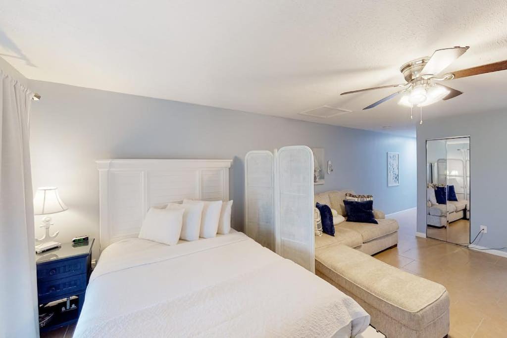 Photo of Bedroom in El Centro Beach