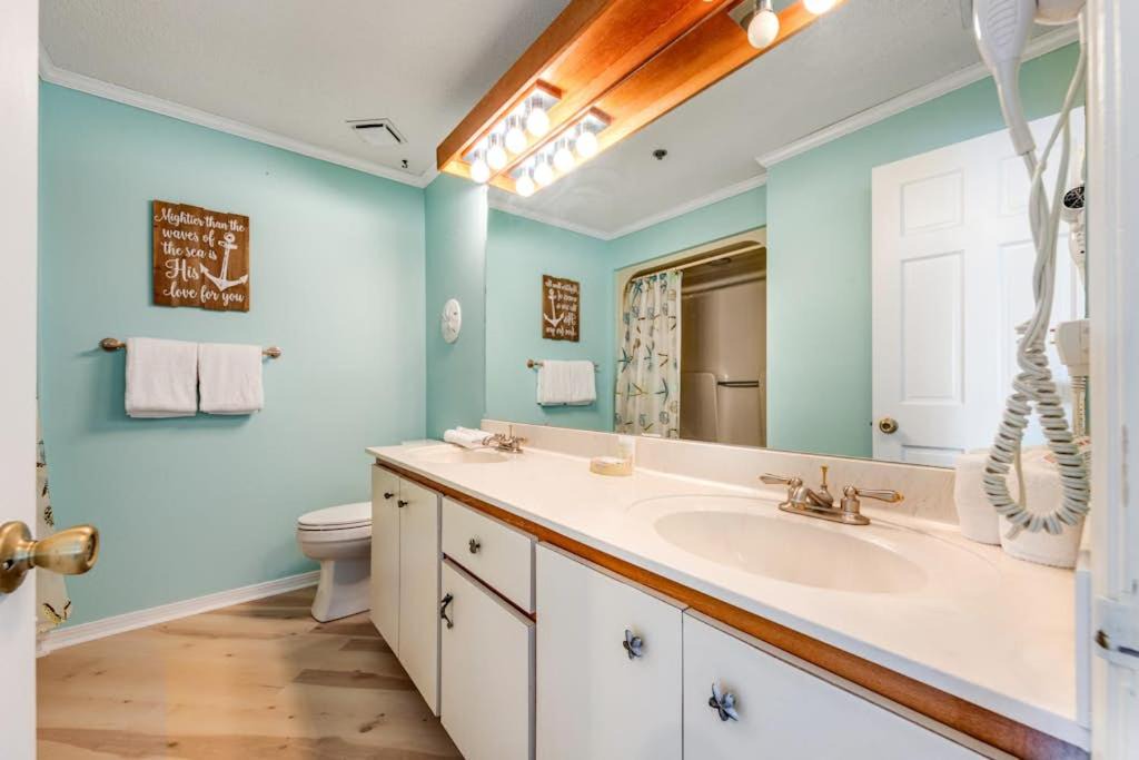 Photo of Bathroom in Gulf Lagoon Beach