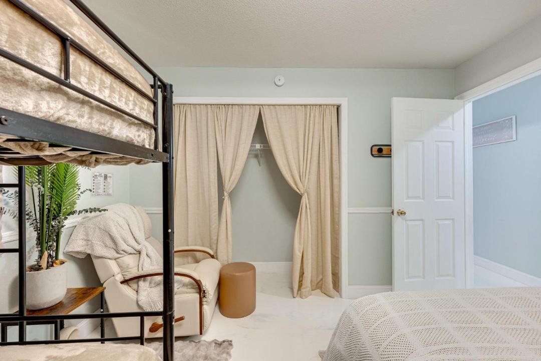Photo of Bedroom in Orchid Lake Village