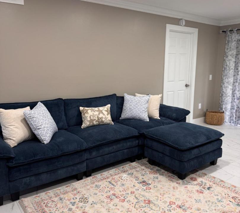 Photo of Livingroom in East Lake Woodlands