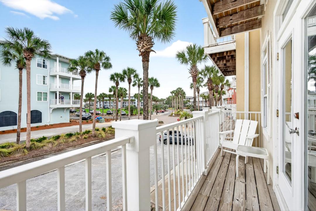 Photo of Patio Balcony in Gulf Place