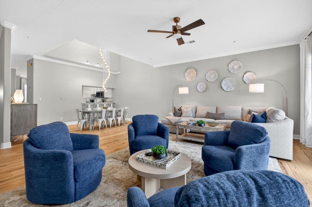 Photo of Livingroom in Gulf Place