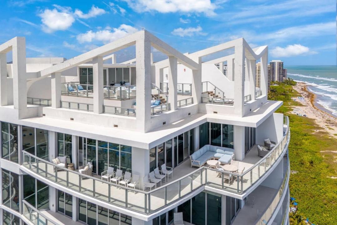 Photo of Patio Balcony in Singer Island