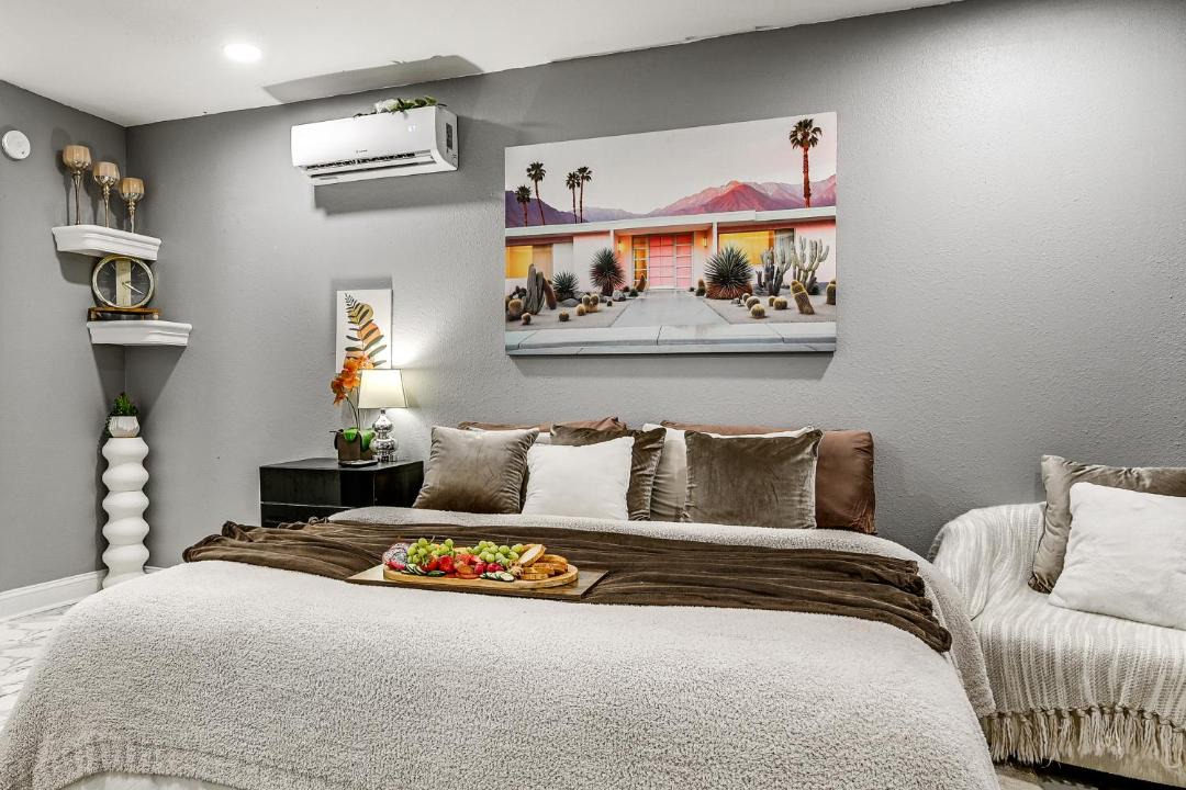 Photo of Bedroom in Orchid Lake Village