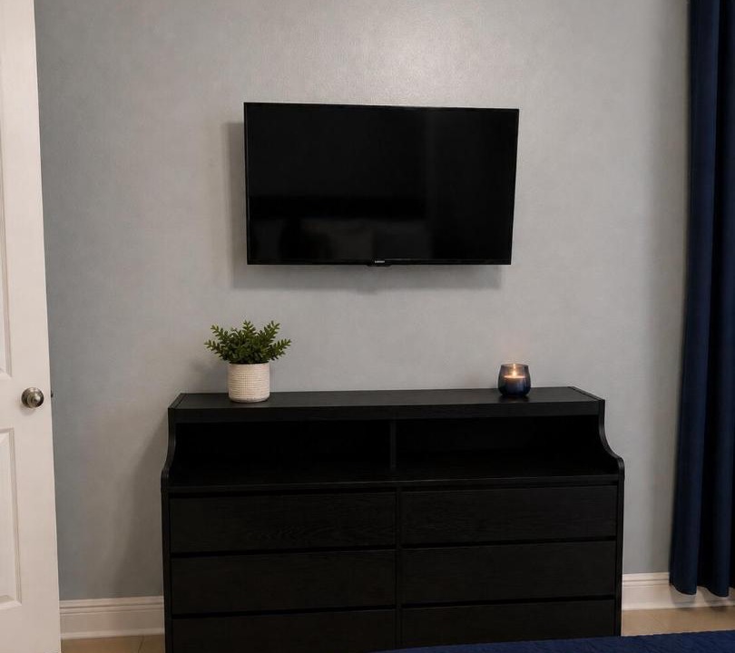 Photo of Bedroom in Pinecrest West Park