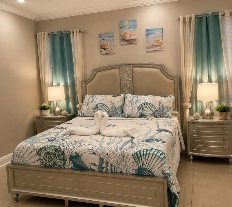 Photo of Bedroom in Pinecrest West Park