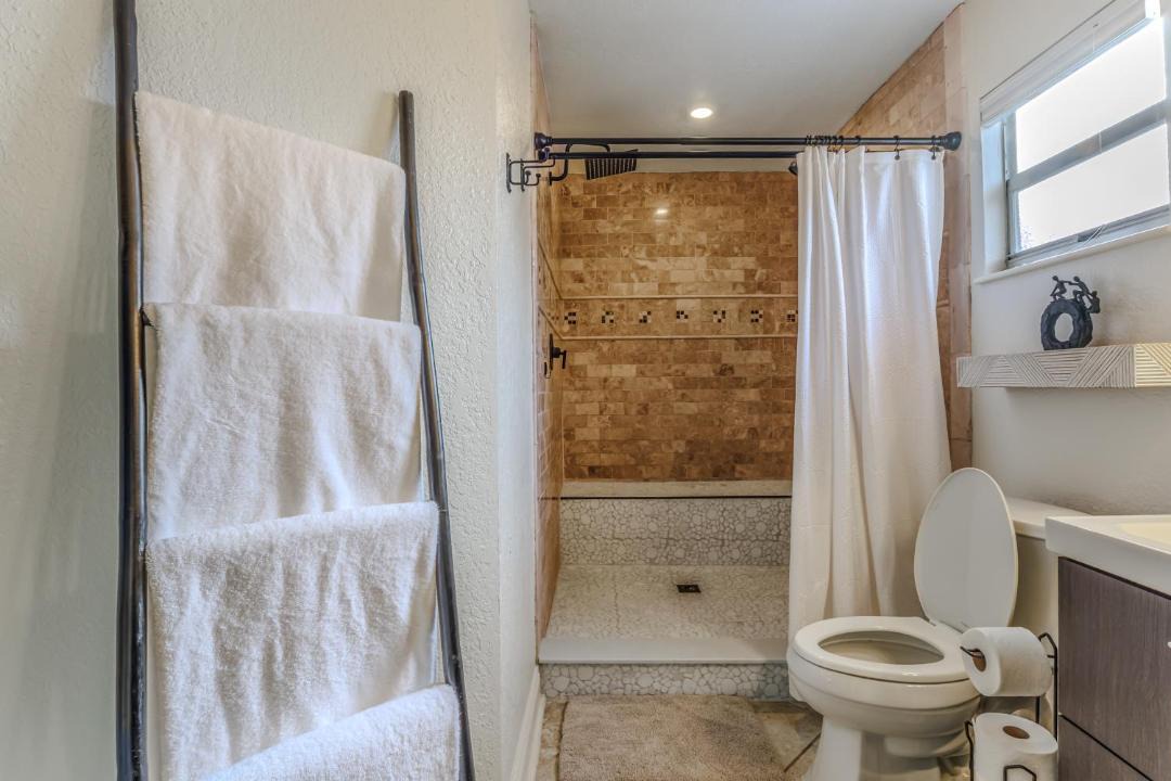 Photo of Bathroom in South Venice