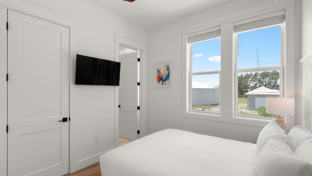 Photo of Bedroom in Gulfview Heights