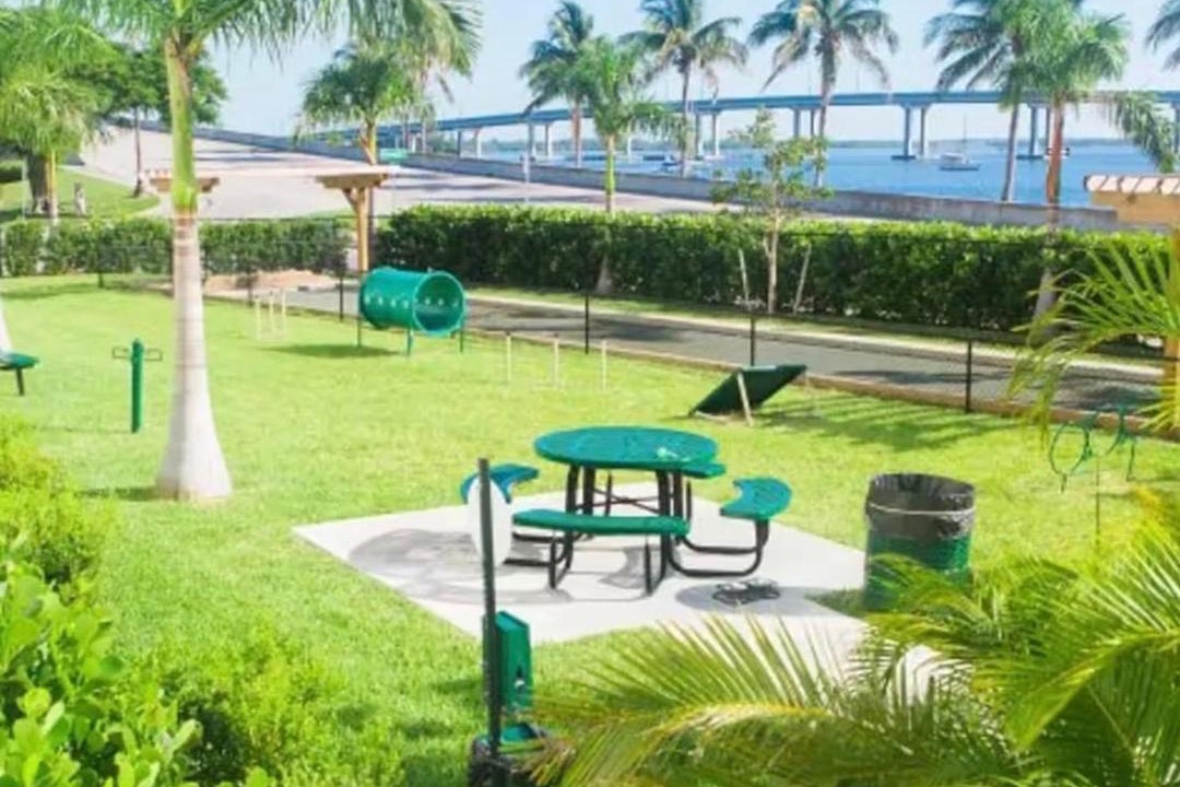 Photo of Others in Fort Myers River District