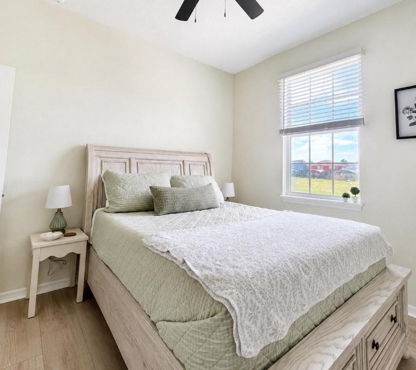 Photo of Bedroom in Windwood Bay