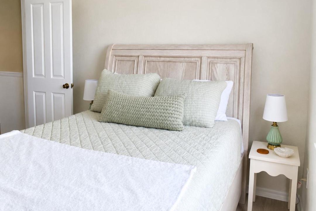 Photo of Bedroom in Windwood Bay