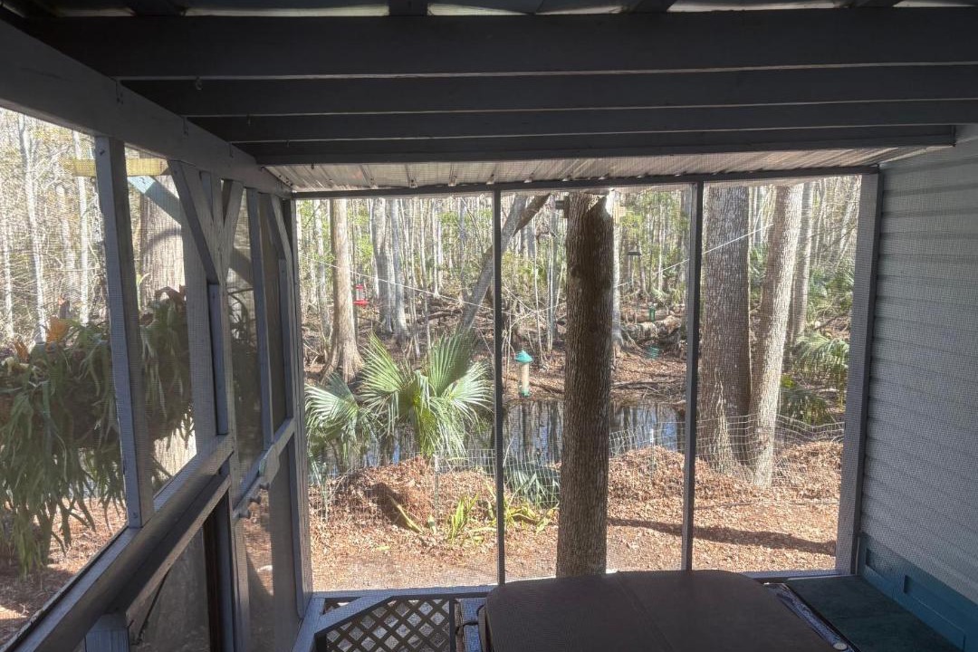 Photo of Patio Balcony in Weeki Wachee Gardens