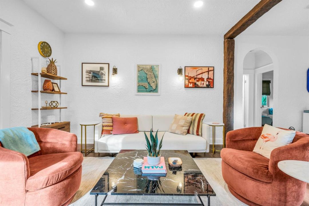 Photo of Livingroom in Flamingo Parks