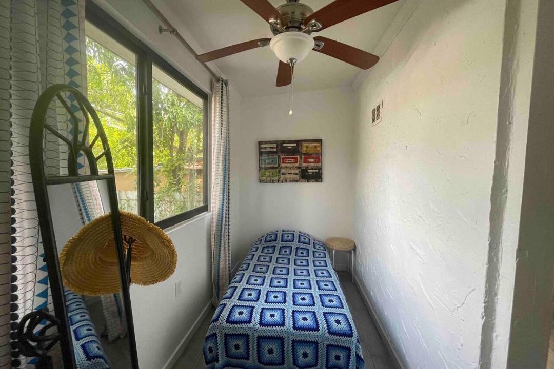Photo of Bedroom in Coral Way