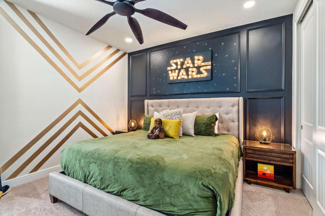 Photo of Bedroom in Bay Lake