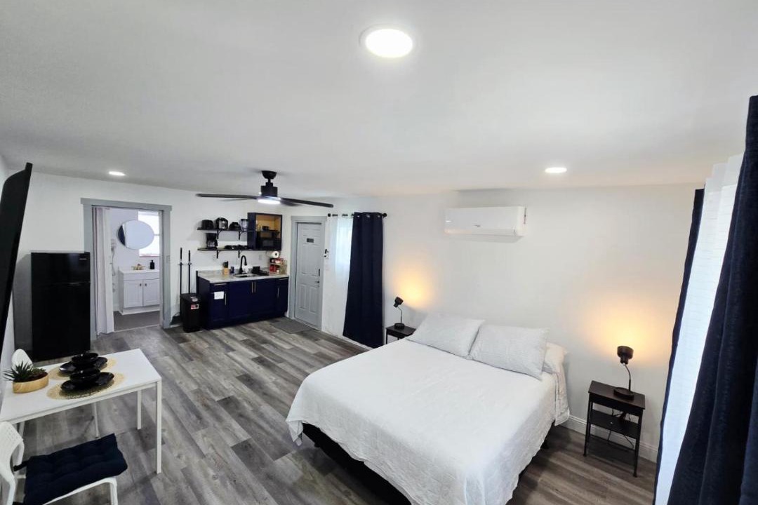 Photo of Bedroom in Carrollwood
