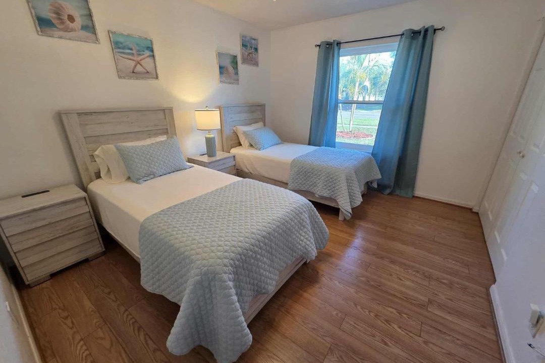 Photo of Bedroom in United Central