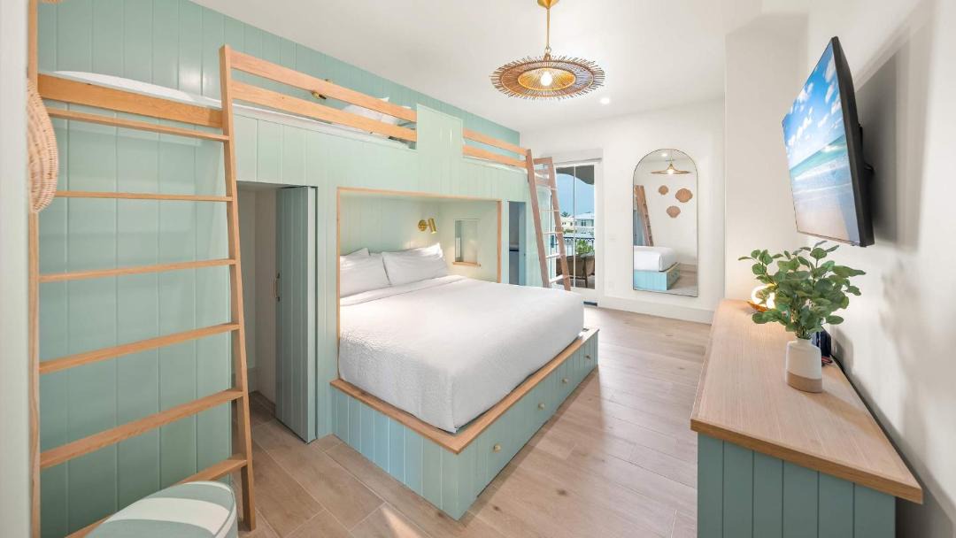 Photo of Bedroom in Bradenton Beach