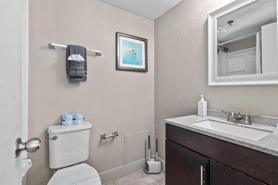 Photo of Bathroom in Florida Center