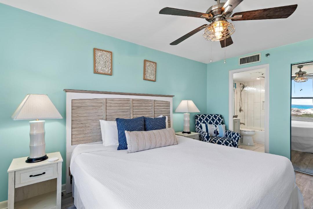 Photo of Bedroom in Holiday Isle