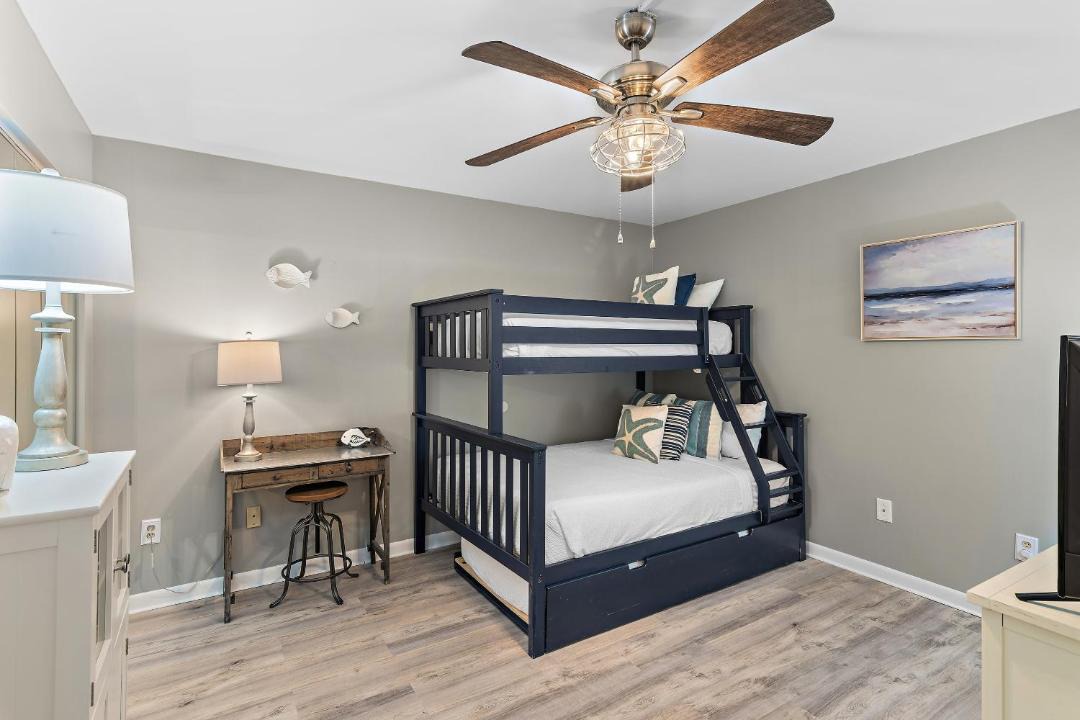 Photo of Bedroom in Holiday Isle