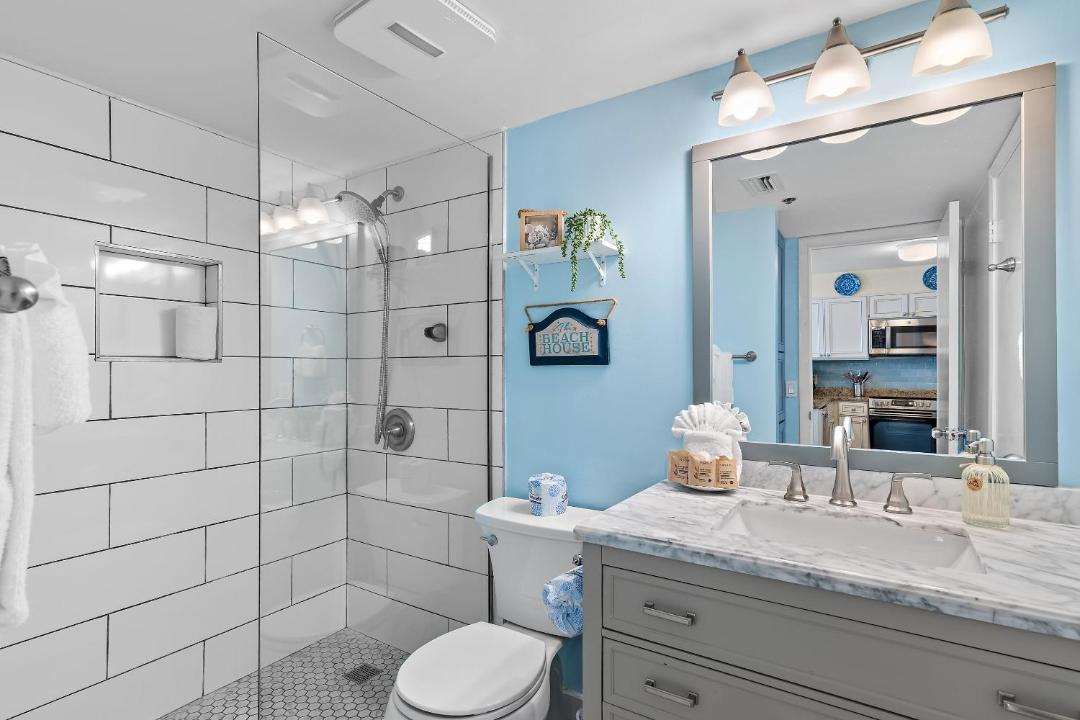 Photo of Bathroom in Holiday Isle