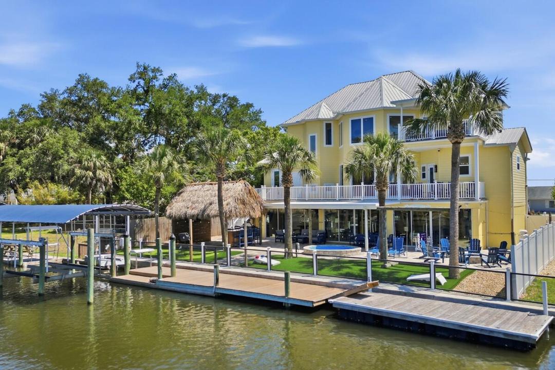 Photo of Others in Dixie Shores