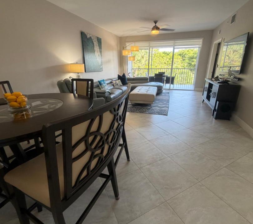 Photo of Others in Vanderbilt Beach