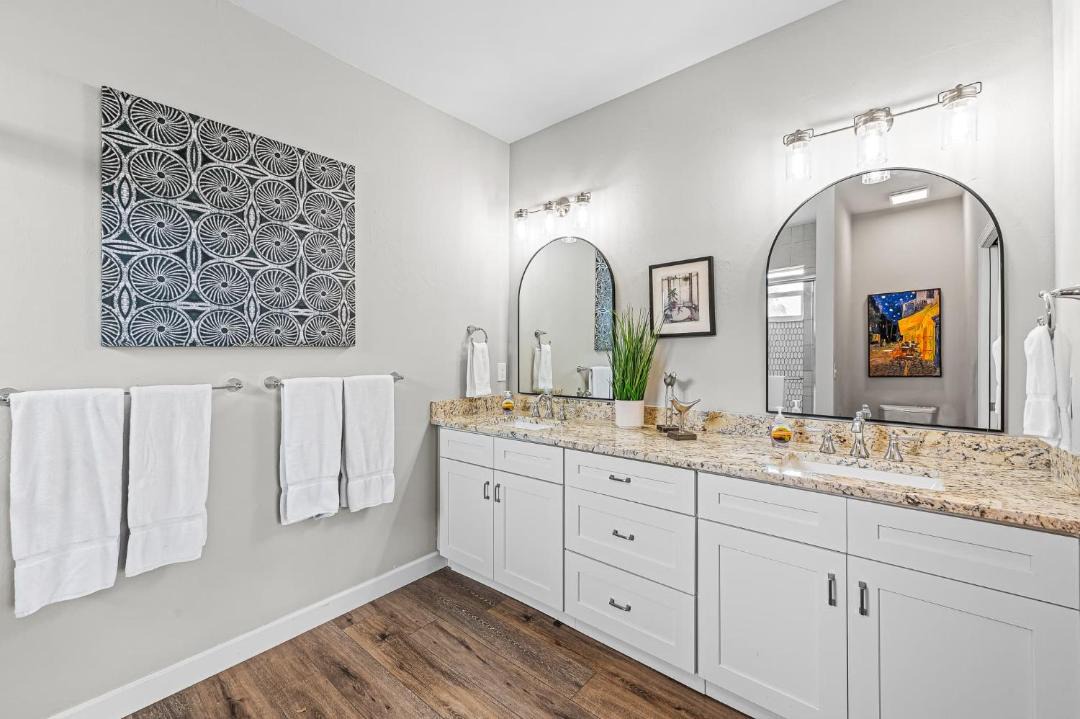 Photo of Bathroom in Naples