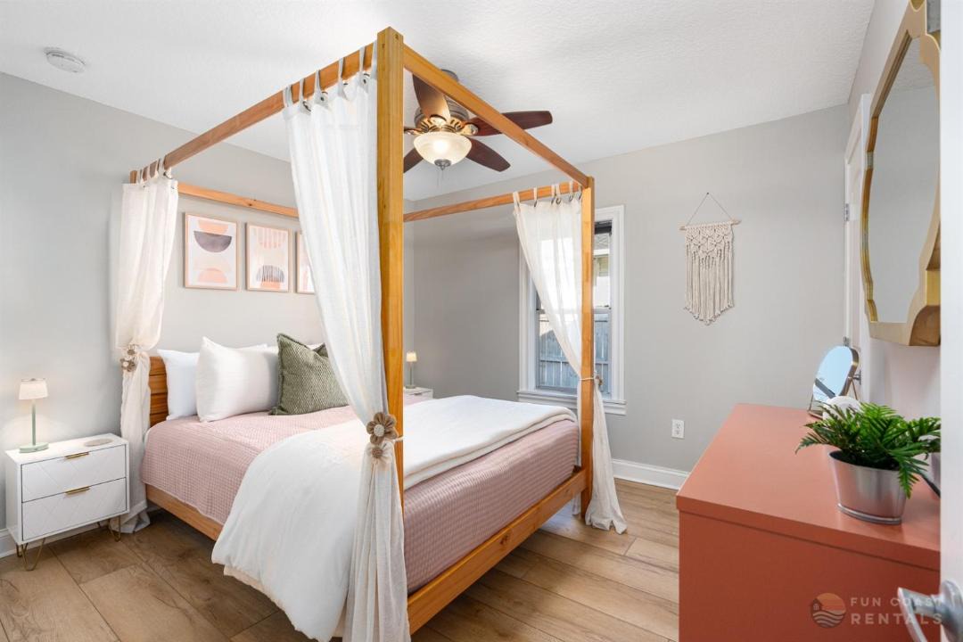 Photo of Bedroom in Historic District