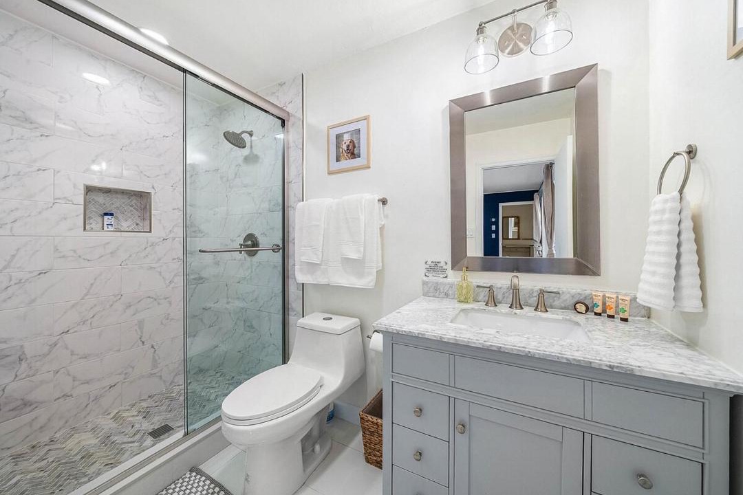 Photo of Bathroom in Lake Clarke Shores